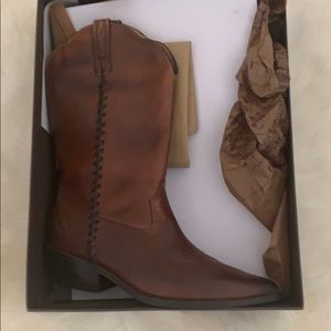 Gorgeous Patricia Nash boots.